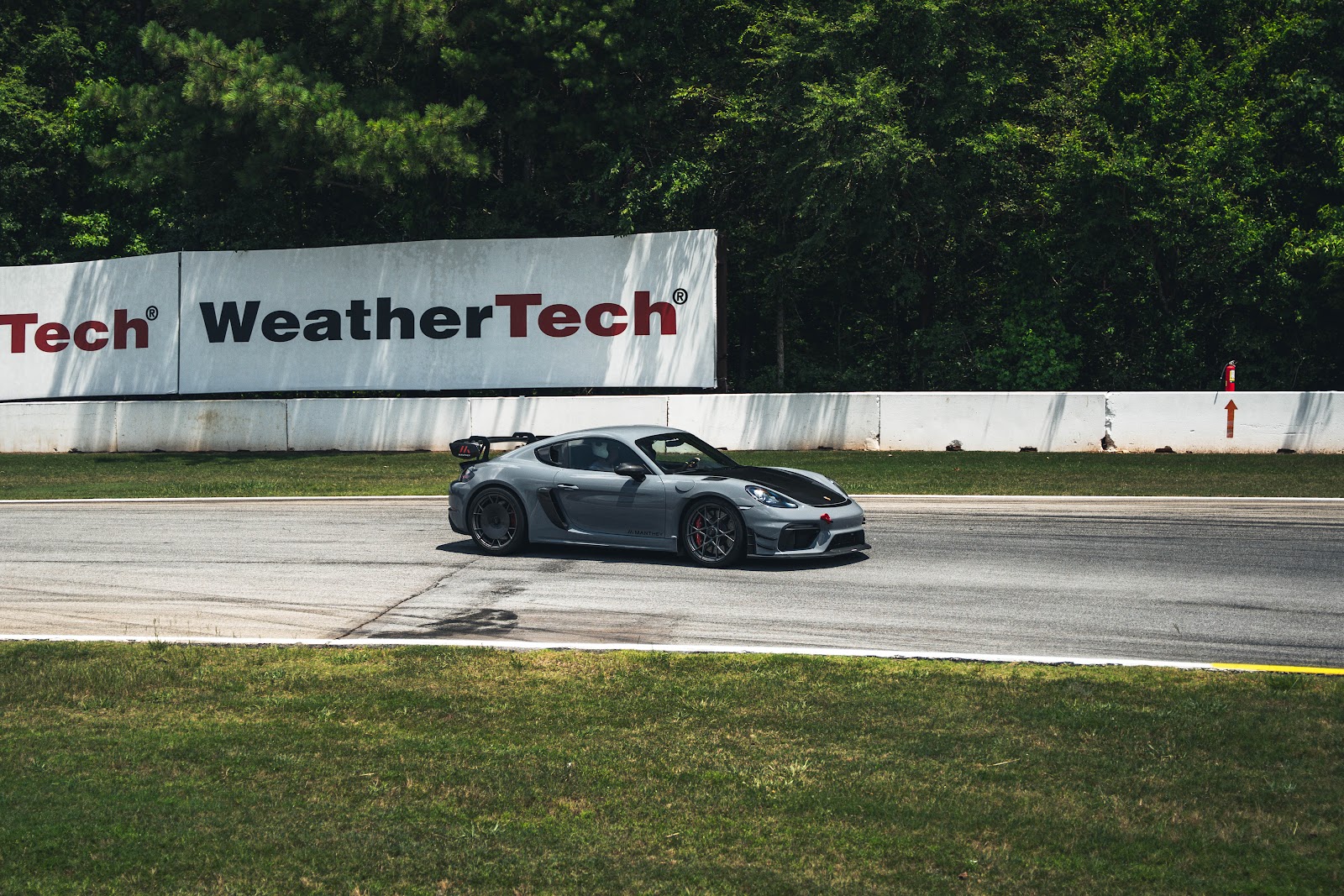 Drivers and cars on a Pooled Track Day